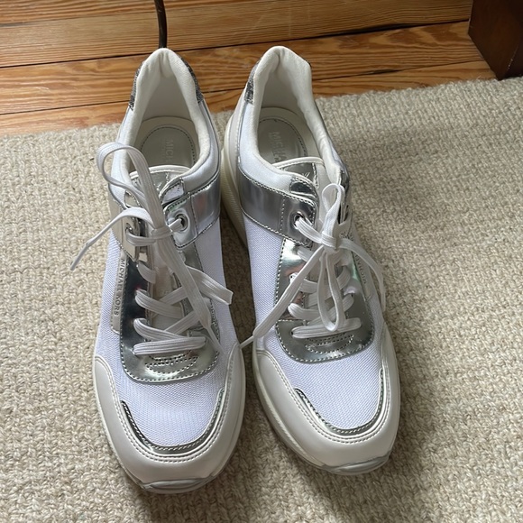 Brand new without box - Picture 1 of 9